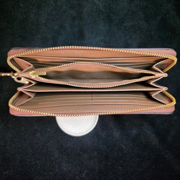 Long Zip Around Wallet In Rainbow Signature Canvas - Picture 3 of 9